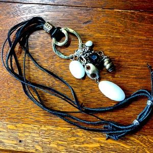 Adjustable leather necklace